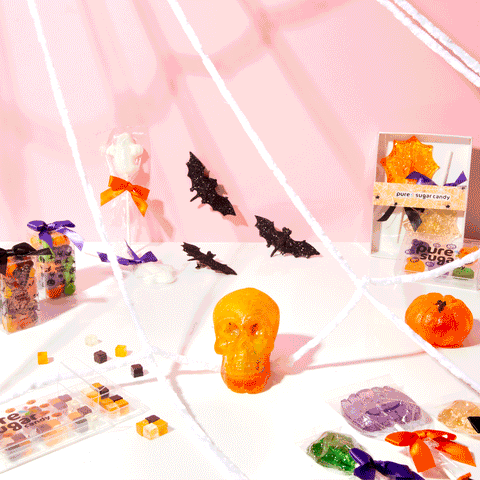 Hollow Hard Candy Skull filled with Gummies