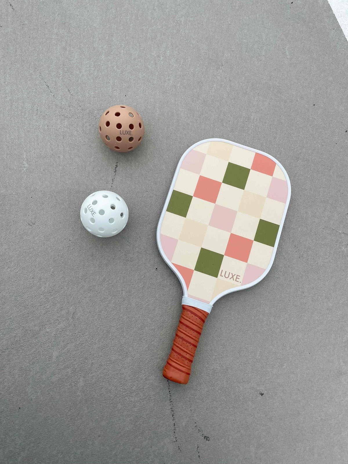 Luxe Pickleball Party Checker - Thumbnail 3