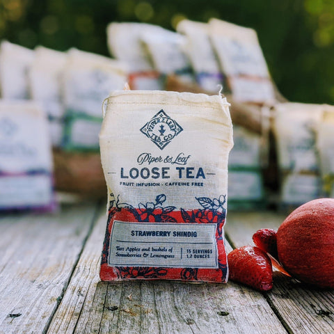 Strawberry Shindig Muslin Bag of Loose Leaf Tea - 15 Servings